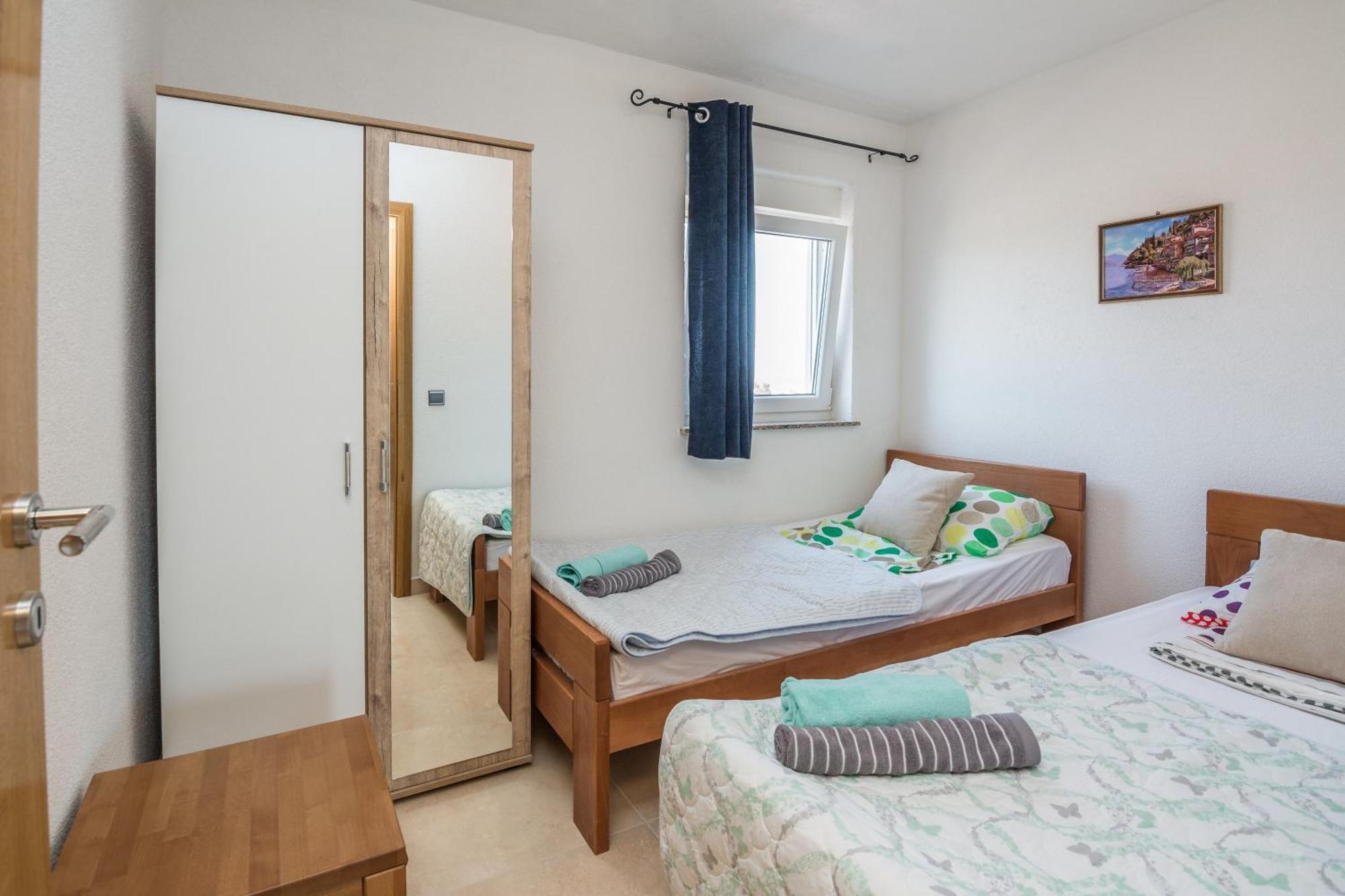 Plaza Ab Apartment Vir Room photo